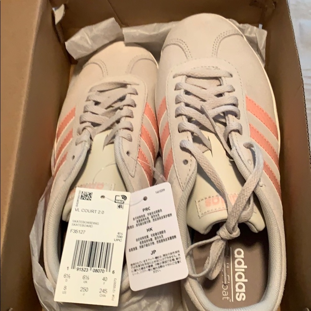 Adidas VL Court 2.0, size 8